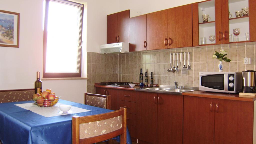 Egidio Gigi Bellich Holiday Apartments Family Houses Rabac Habitación foto